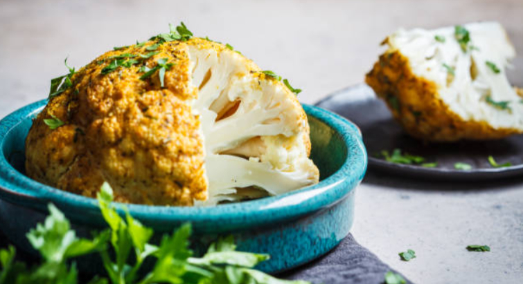 Roasted Cauliflower with Garlic and Paprika